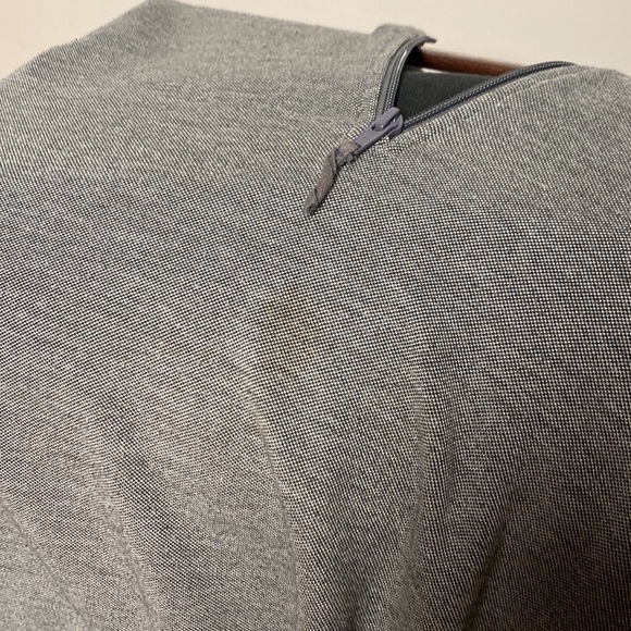 Vineyard Vines Grey Medium Quarterzip - Picture 5 of 6